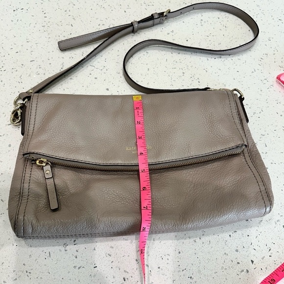 Kate Spade NY Pebbled Leather Convertible Fold Over Shoulder Handbag Purse - Picture 14 of 16